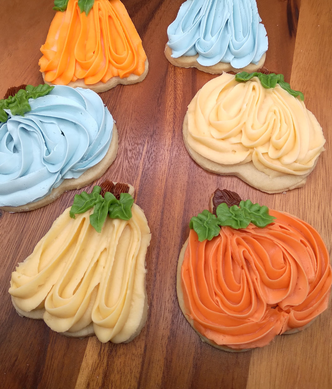 Decorated Cookies - Pumpkins in Buttercream