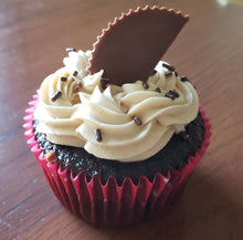 Load image into Gallery viewer, Cupcakes - Peanut Butter Delight
